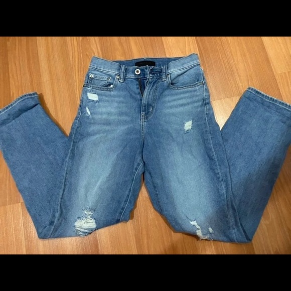 Jeans - Picture 1 of 4